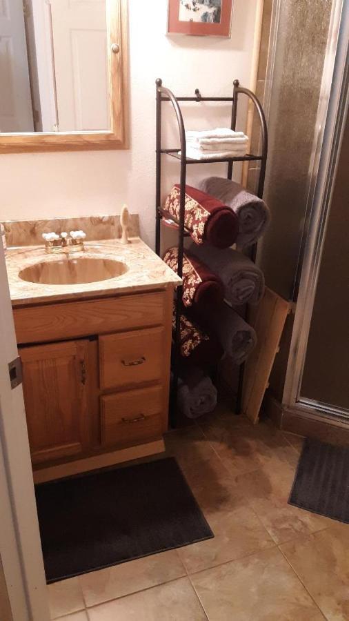Winterfell Inn - No Xtra Fees, Dogs Ok, King & Queen Suites アーノルド エクステリア 写真